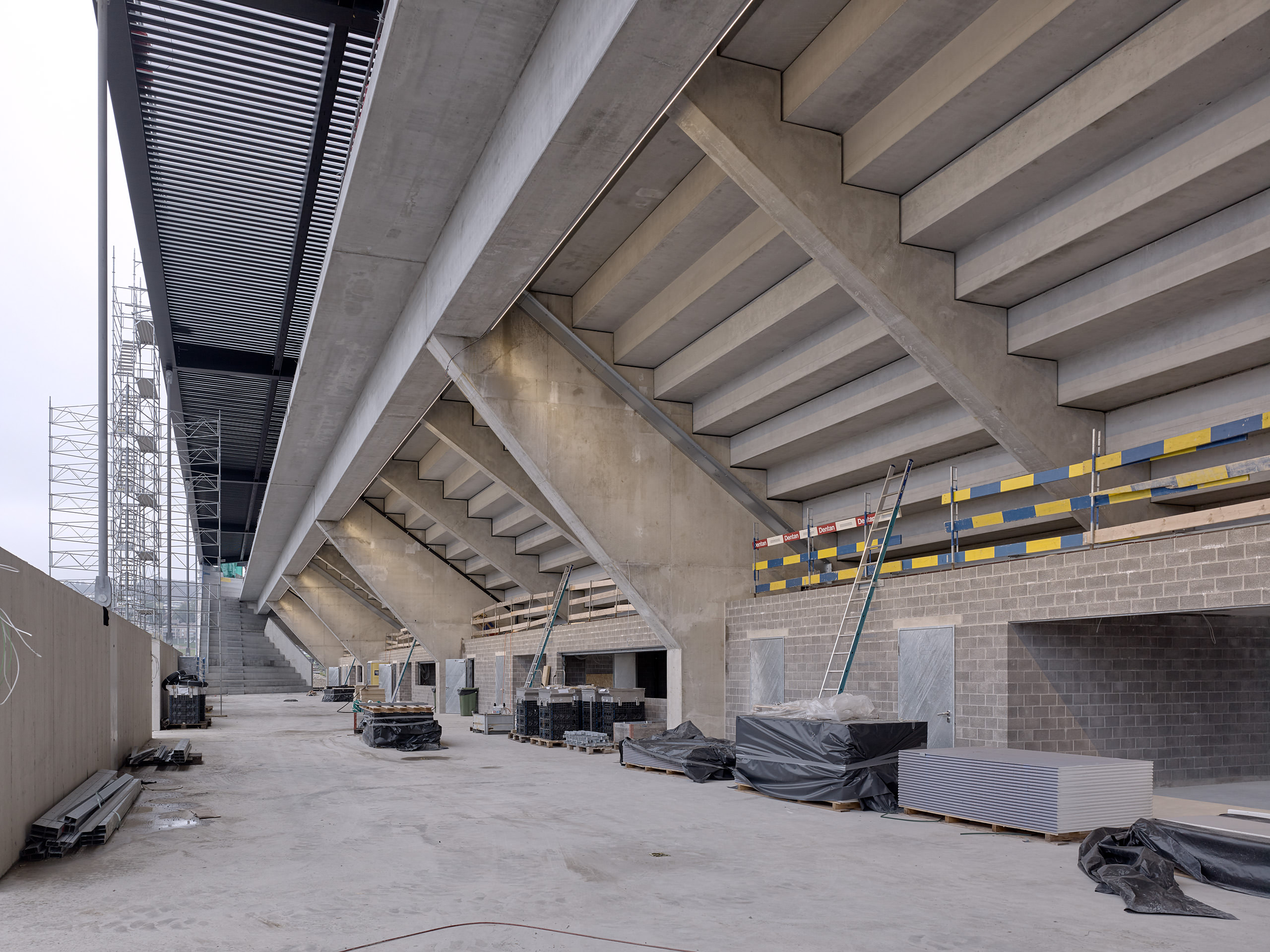 Stade de la Tuilière, Lausanne